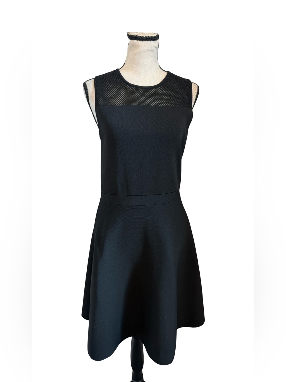 Ann Taylor Black Sleeveless Fit & Flare Dress Women’s Medium